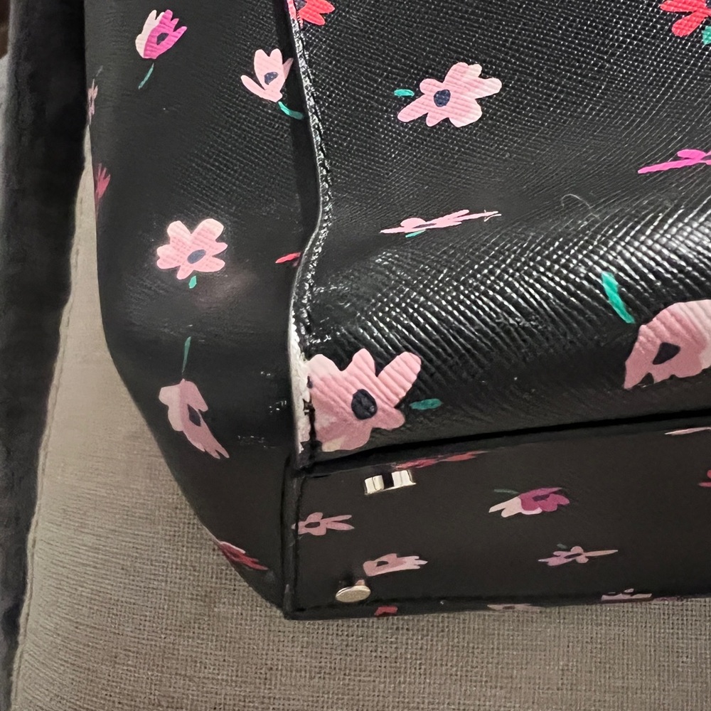 Kate Spade New York Staci Ditsy Buds Saffiano Leather Laptop Tote bag Black - Picture 8 of 14